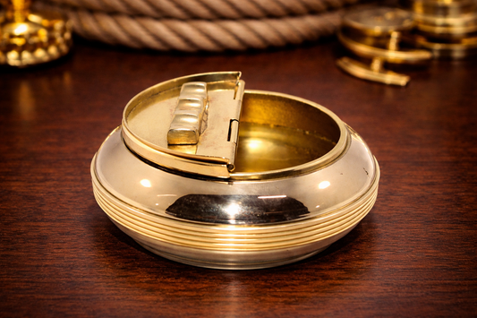 Kapaklı Metal Küllük