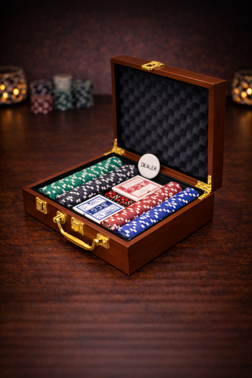 Poker Set 300 Chips with Leather Case