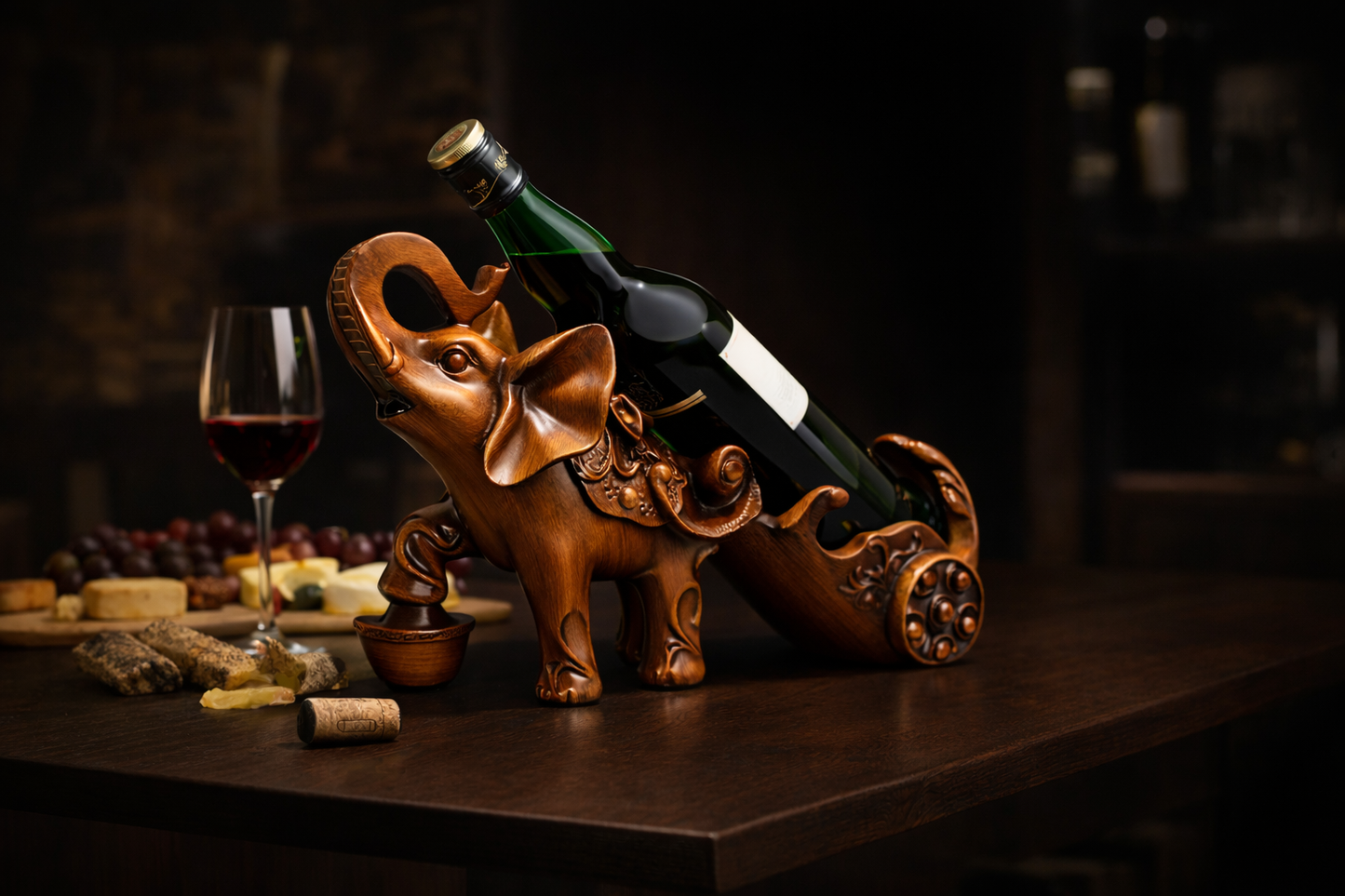 Fil Figürlü Şarap Tutacağı
